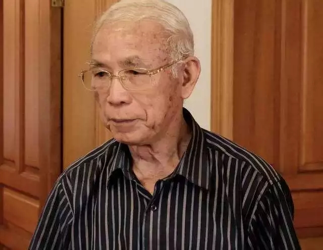 測(cè)繪之父鄂棟臣 測(cè)繪之父鄂棟臣