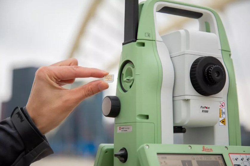 全站儀插手機(jī)卡完成數(shù)據(jù)傳輸 全站儀插手機(jī)卡完成數(shù)據(jù)傳輸