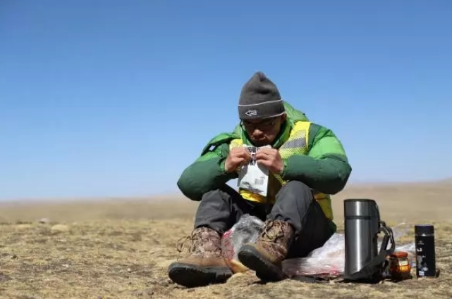 直擊“三調”:測繪員腳量青藏高原,“缺氧不缺精神”