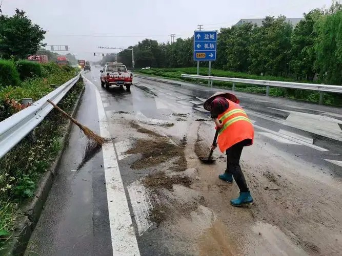 5pt8t37lmw.jpg 5pt8t37lmw.jpg